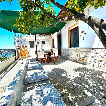 Bluesunnyparadise Holiday home Glossa