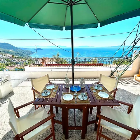 Holiday home Bluesunnyparadise *